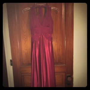 Maroon formal gown floor length size small (0-4)